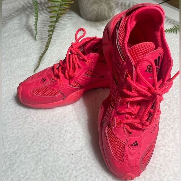 Adidas FYW S97 Life  Shock Sneakers Red‎ (female)(male) Size 7 - Picture 2 of 14